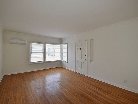 3rd image of 4224 Los Feliz Blvd #4228-1/2