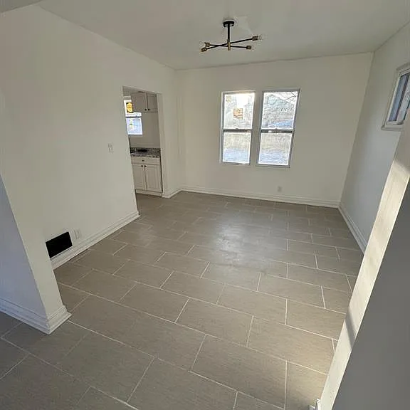 4707 Buckingham Ave — Photo 5
