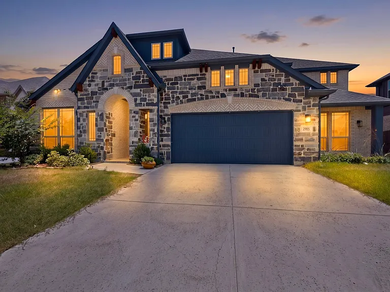 2905 Emerald Trace Dr — Photo 15