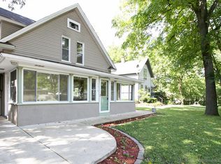 1419 Kaskaskia Ave, Elgin, IL 60123