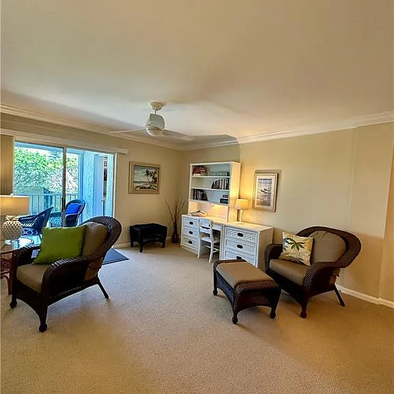 555 Park Shore Dr #B-205 — Photo 7