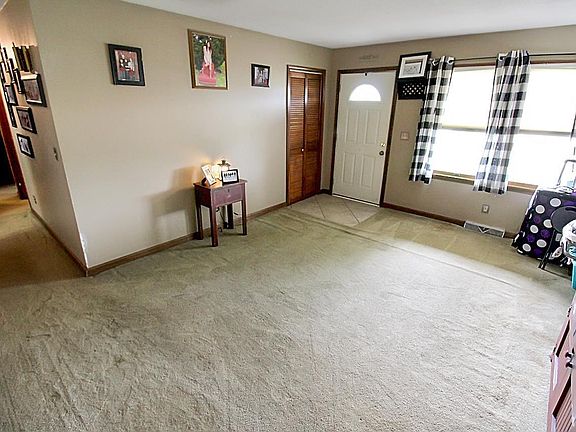2nd image of 2588 E Brentwood Dr