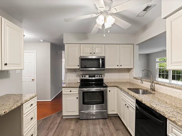 114 Briarcliff Ct #114 — Photo 9