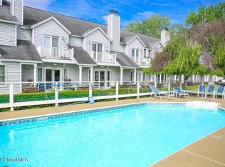 33 Edgewater Est, Plattsburgh, NY 12901