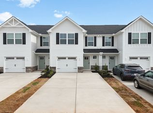113 Filly Ln, Fountain Inn, SC 29644