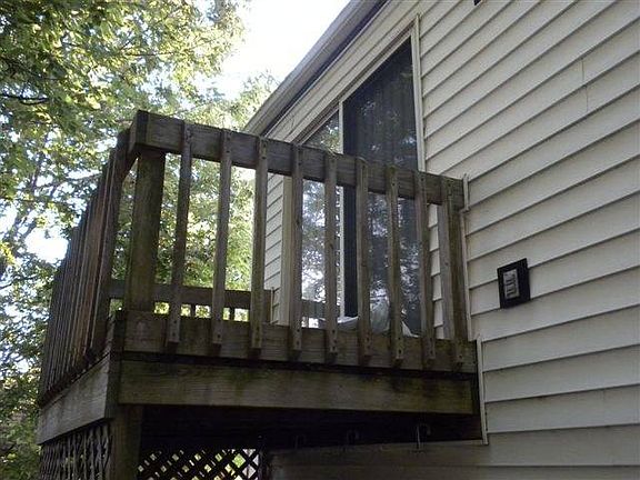 5th image of 6625 Sunbury Dr