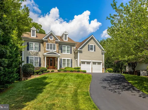 513 John Marshall Dr NE, Vienna, VA 22180