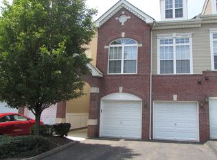 107 Rock Creek Dr #T212, Clifton, NJ 07014