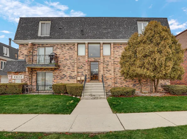 9830 Sayre Ave APT 16, Chicago Ridge, IL 60415