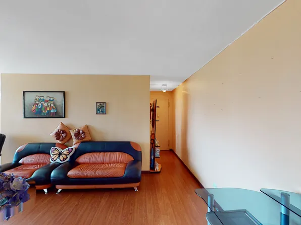 2928 West Fifth Street image 4 of 22