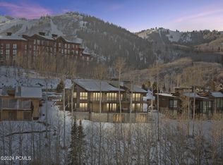8933 Moonshadow Ct, Park City, UT 84060