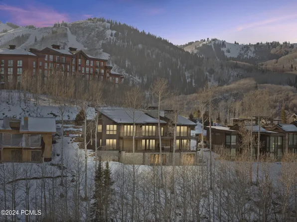 8933 Moonshadow Ct, Park City, UT 84060