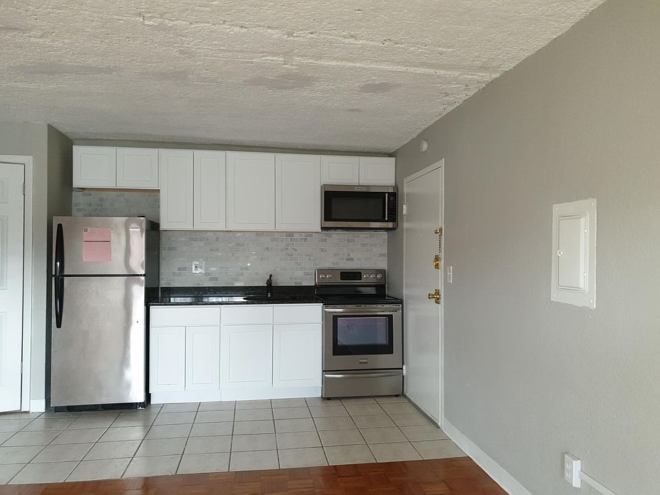 1st image of 31 Austin St APT 8B