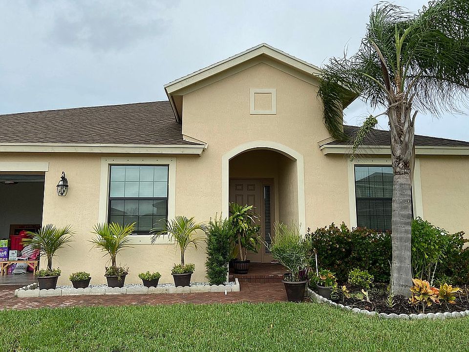 1st image of 10065 W Verona Cir