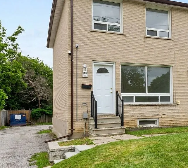 188 Anne St S #A — Photo 1