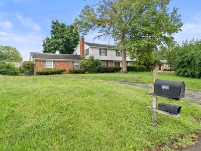 5329 Hedgerow Dr, Indianapolis, IN, 46226