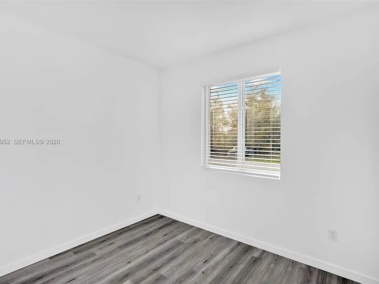 719 Little Rock St E — Photo 24