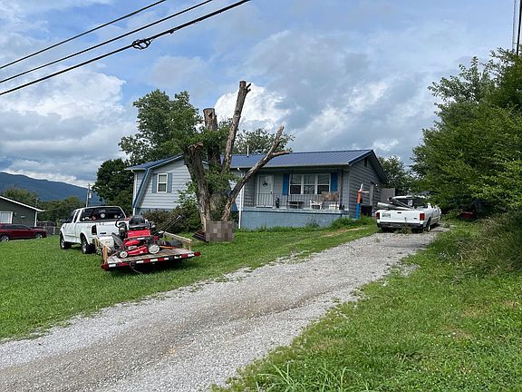 2nd image of 293 Valley View Rd