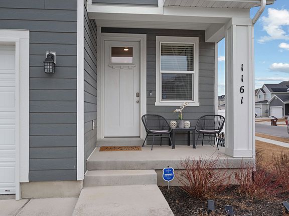 5th image of 1161 E Doris Loop Rd #423