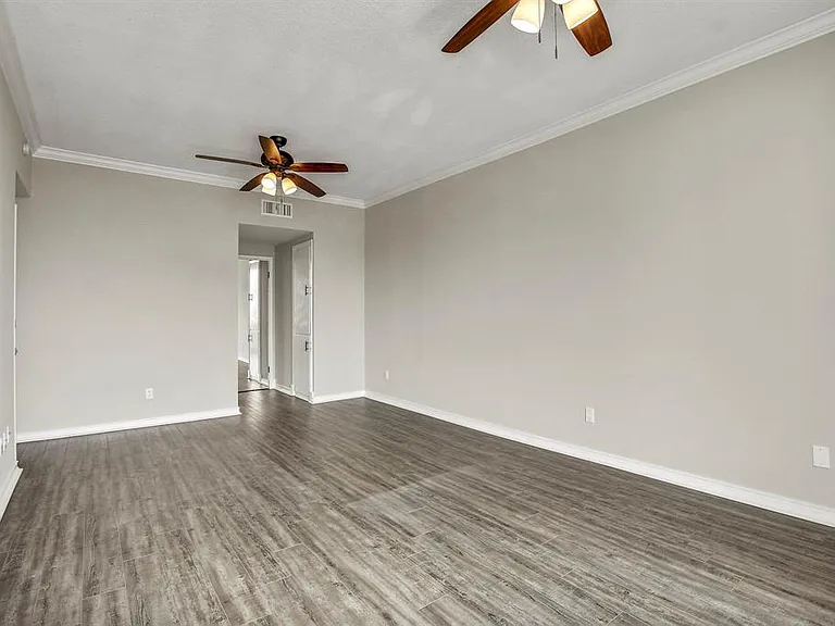 1801 Lavaca St #5F — Photo 17