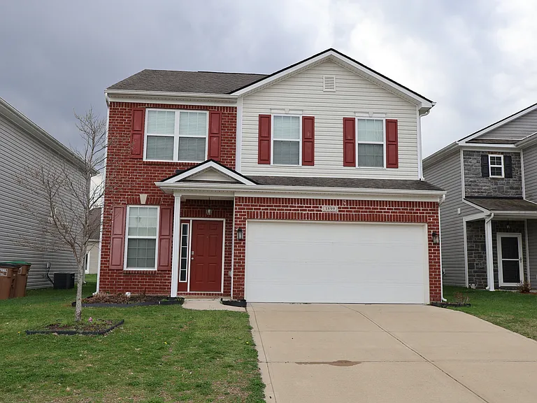 1899 Lakecrest Dr — Photo 6