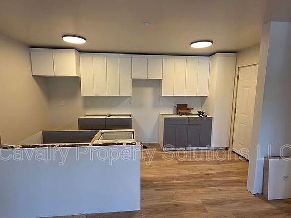4th image of 1209 Commonwealth Ave #301