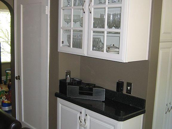 5th image of 501 Glen Park Dr