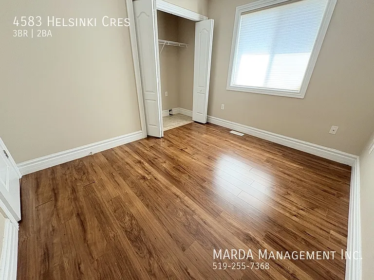 4583 Helsinki Cres — Photo 16