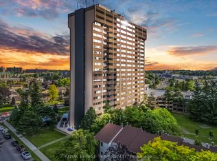 1285 Cahill Dr #1008, Ottawa, ON K1V 9A7