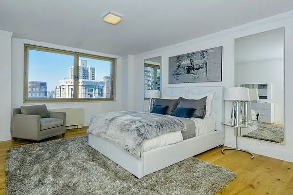 Rented by The Dermot Realty Management Company | media 223