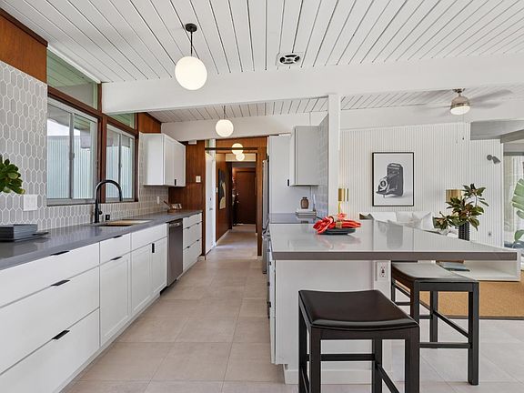 3rd image of 632 Bamboo Terrace