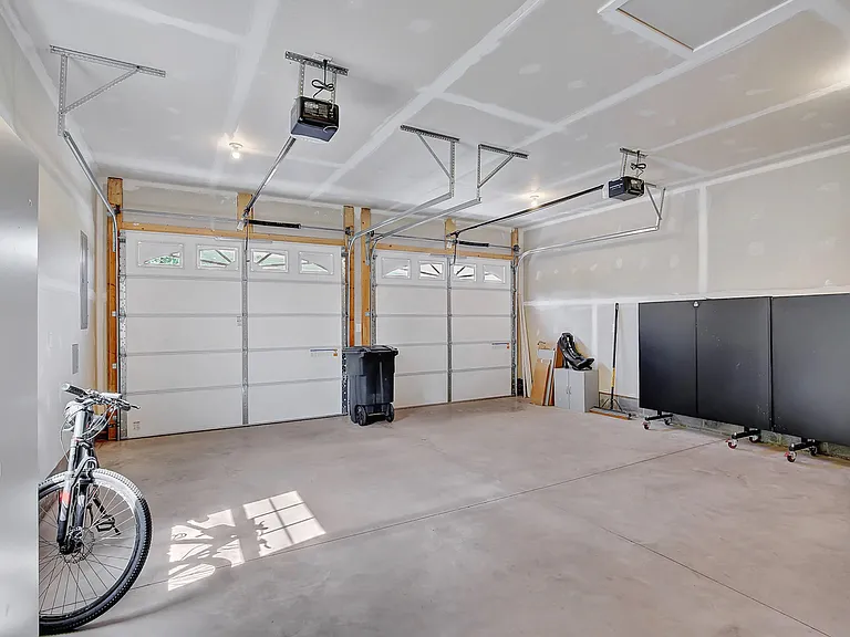 9 Gibson Ct — Photo 27