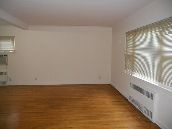 2nd image of 20312 42nd Ave #F1