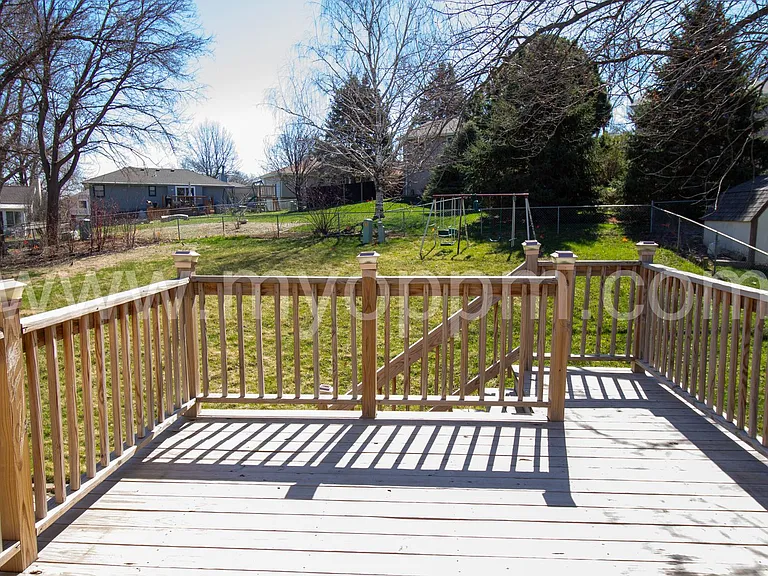 6711 S 75th Ave — Photo 26