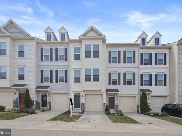 8155 Hollow Ct, Severn, MD 21144