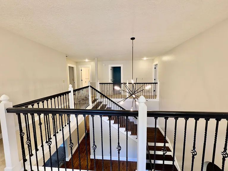 18132 Westview Dr — Photo 31