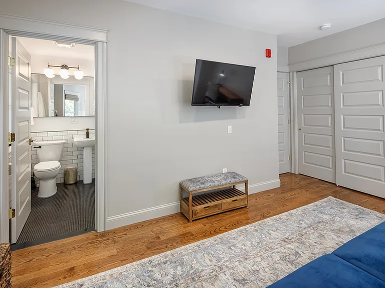 44 Winslow Rd — Photo 34