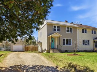 21 Rutherford Ave, Deep River, ON K0J1P0