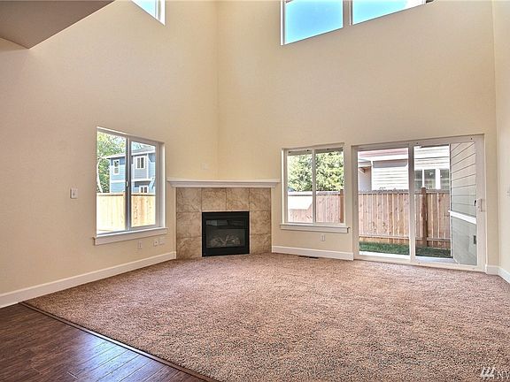 3rd image of 4519 42nd St NE