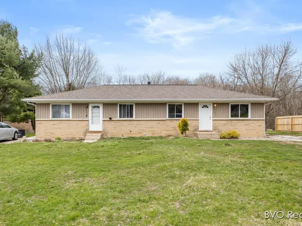 11089 Mountain Ash Ave NW, Grand Rapids, MI 49534
