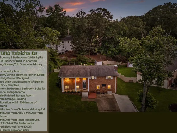 1310 Tabitha Dr, Hixson, TN 37343