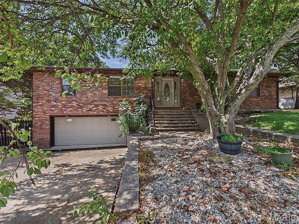 1st image of 113 Britanna Dr #113