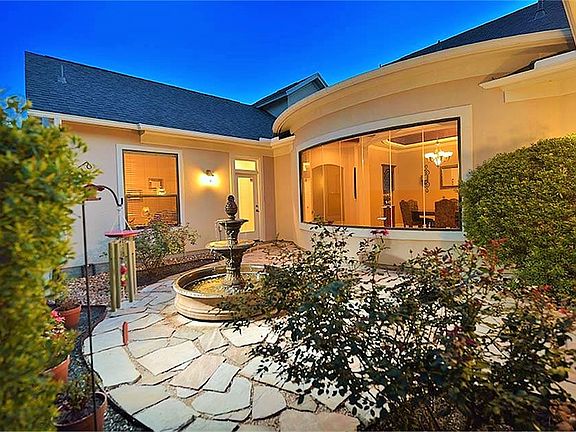 Fountain feature in patio