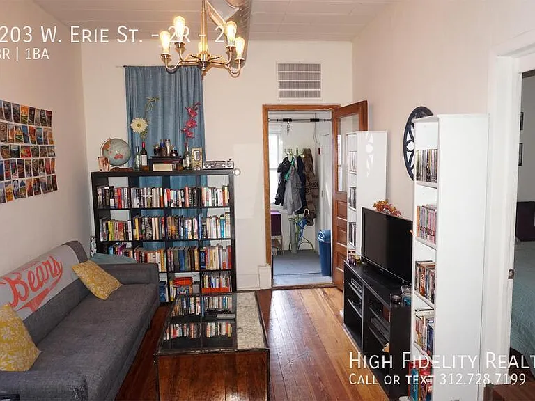 2203 W Erie St #2R — Photo 3