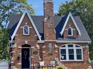 1426 Waldron Ave, Saint Louis, MO 63130