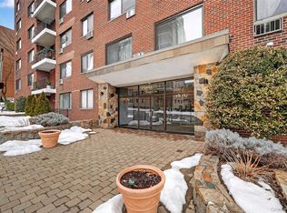 25 Lake St APT 3D, White Plains, NY