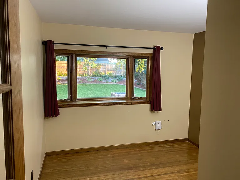 2412 Cowern Pl E — Photo 9