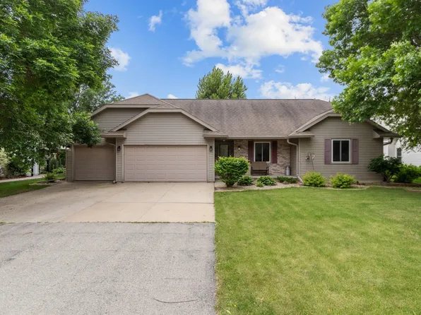 4719 W Grand Meadows Dr, Appleton, WI 54914