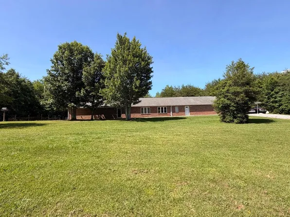 11109 Hendon Rd, Graysville, TN 37338