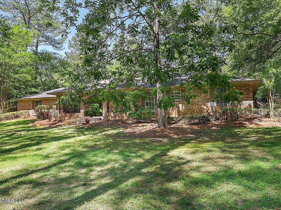 8 Sandalwood Dr, Madison, MS 39110 Zillow